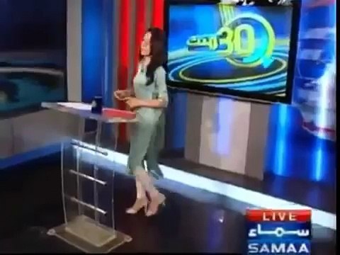 Pakistani News Anchor Gharida Farooqi Hot In Live Show