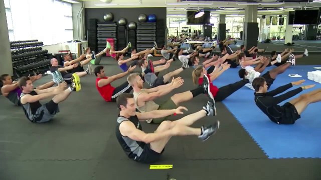 Free workout with Tony Horton creator of P90X, P90X2 and 10 Minute Trainer - Beachbody LIVE