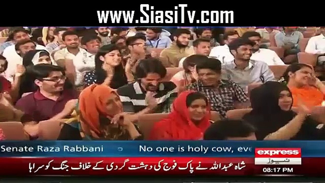 Qamar Zaman Kaira’s great reply to Mian Javed Latif for dragging Imran Khan’s personal life in debate