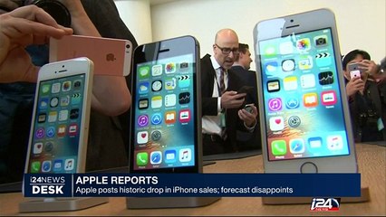 Apple posts historic drop in Iphone sales