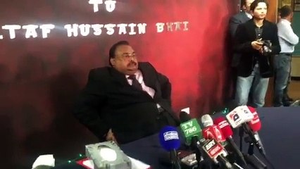 Watch What Altaf Hussain Instructing To MQM Workers About Rangers