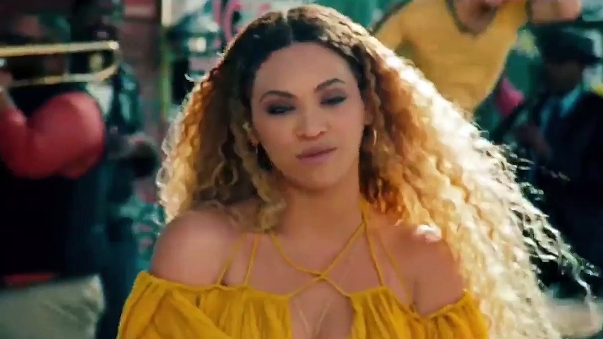 Beyonce STUNS With Lemonade Visual Album & Hits Number One