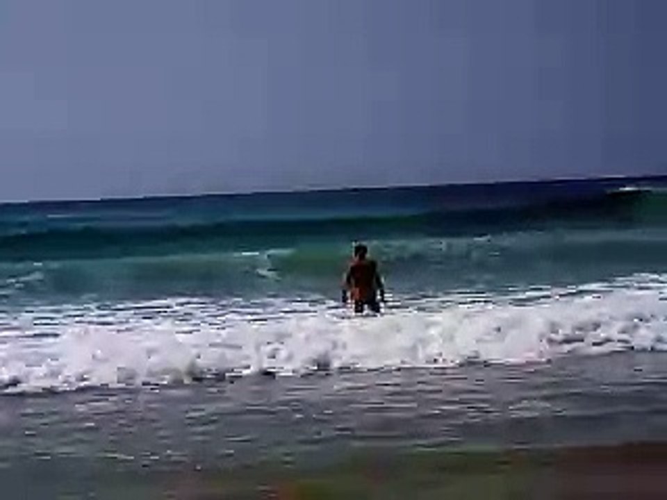 Zipolite waves 1.AVI