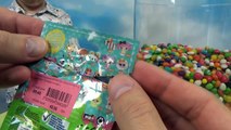 Игрушки сюрпризы в разноцветных конфетках шариках a lot of Candy with surprise toys unboxing