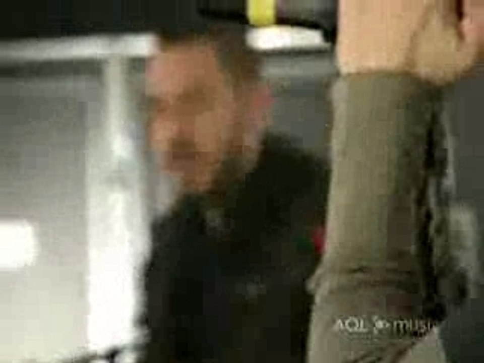 LINKIN PARK - BREAKING THE HABIT (LIVE)