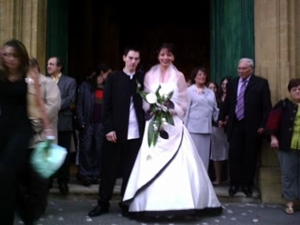 PuCe&MaX FoR lIfE.....