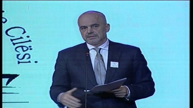 KRYEMINISTRI EDI RAMA PARALAJMERON REFORME RRENJESORE NE ARSIMIN E MESEM LAJM