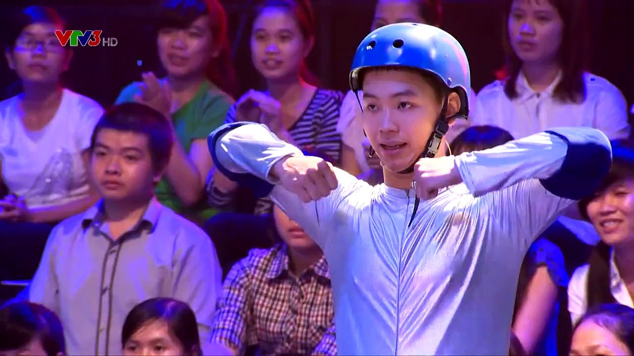 NGƯỜI ĐI XUYÊN TƯỜNG: TẬP 18 – VÒNG TƯỜNG CHIẾN THẮNG – BA CON GIÁN