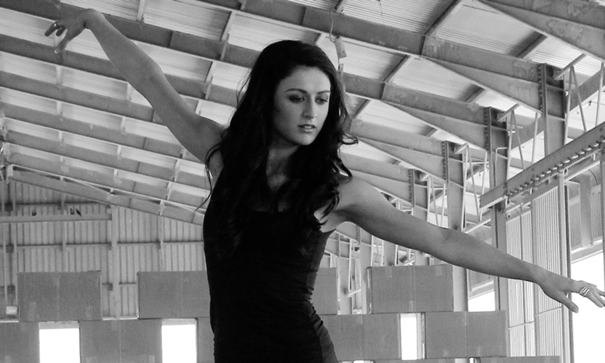 Dance Kahani (2nd Teaser) - Meet Nizzy