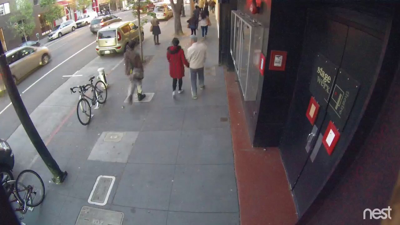 Sparks Fly As Bike Thief Grinds Through Lock At Mid Day In San Francisco