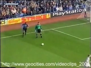 Hilarious Referee and Football Moments You Have to See ⚽