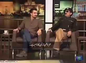 Iftikhar Thakur making Hilarious fun of Hamza Ali Abbasi