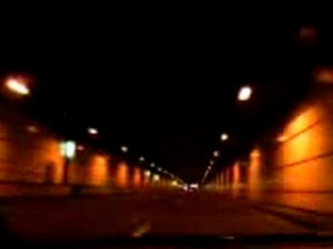 Street Racing - Nissan Skyline fast in traffic