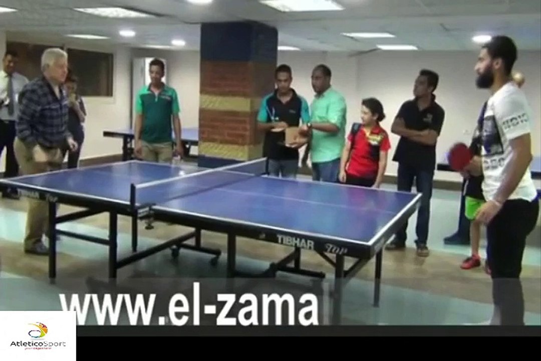 مبارة تنس الطاولة بين مرتضي منصور وباسم مرسي
