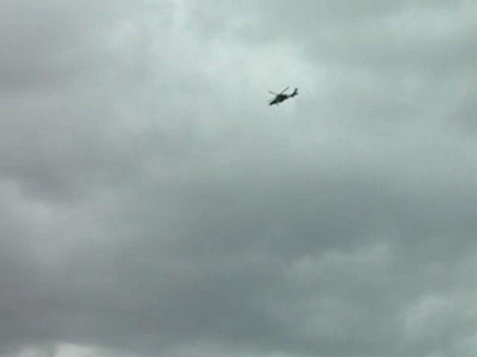 Eurocopter Tigre - culbute latérale - bourget