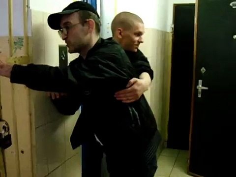 Реалити-шоу Бирюлёво Западное - Пётр целься в кабину!