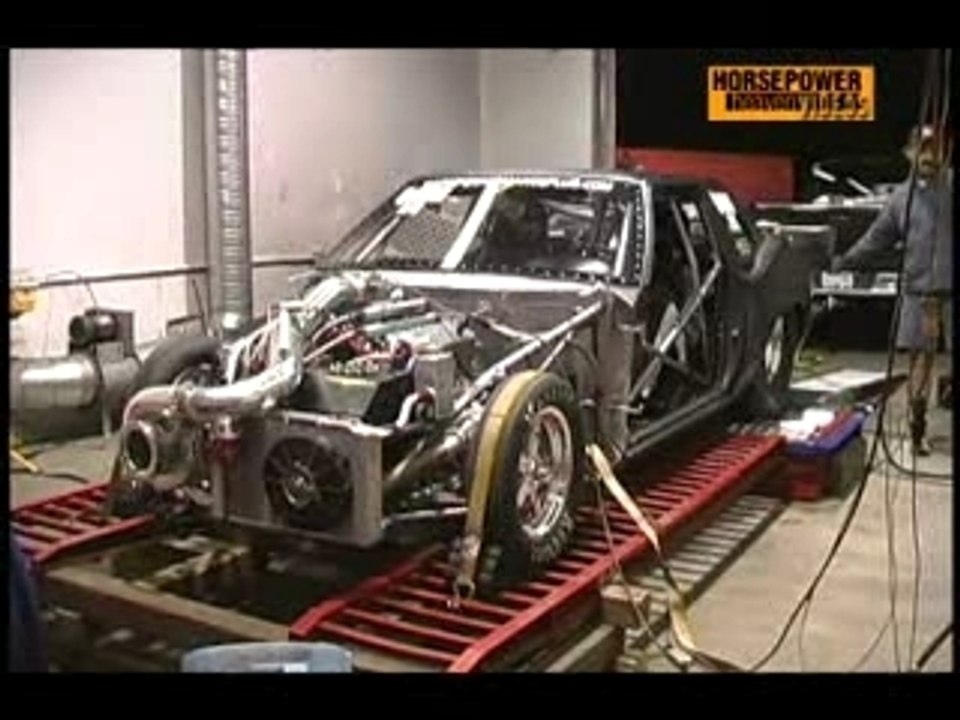 Test d'un dragster.Impressionnant!!!