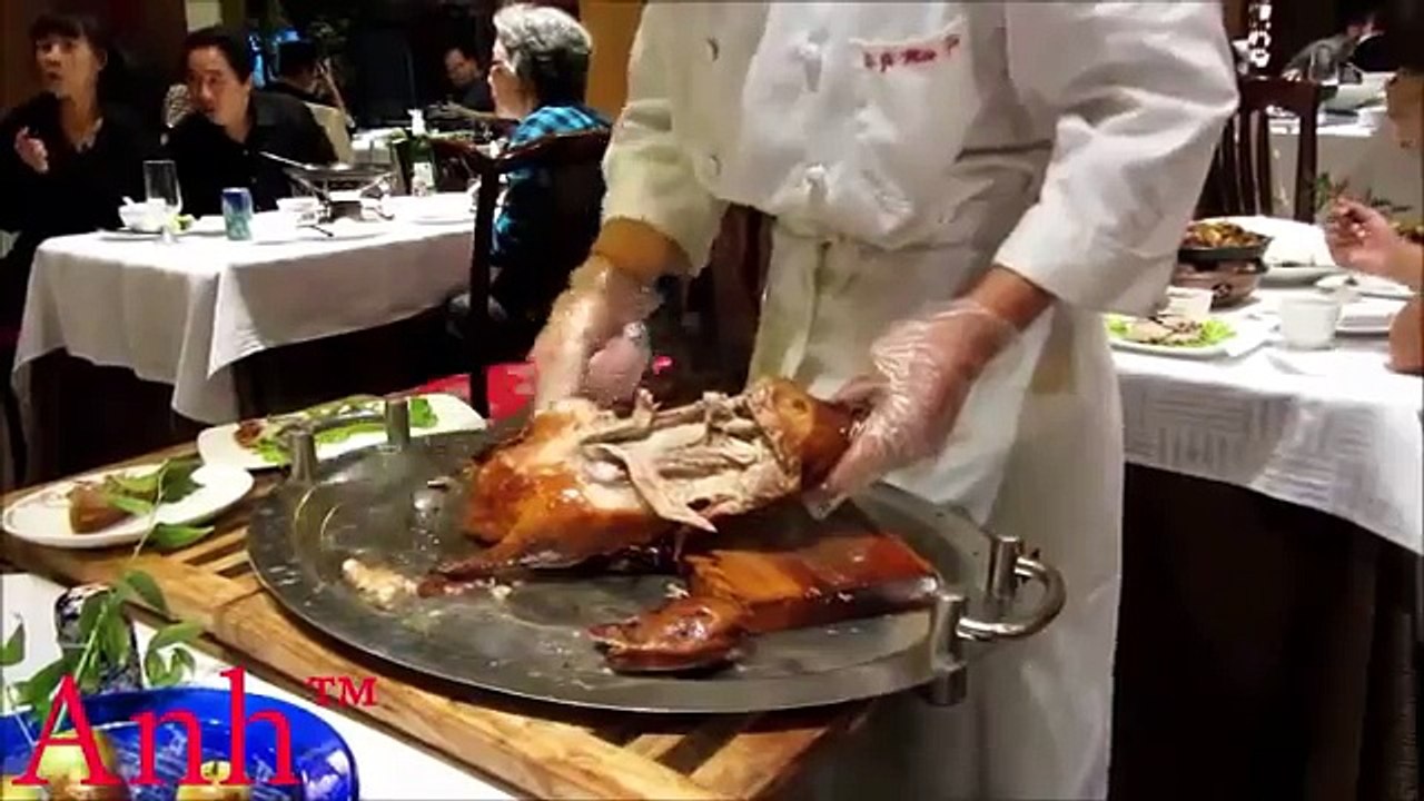 Street Foods : Drooling with Beijing roast duck - Anh™ Travel Video