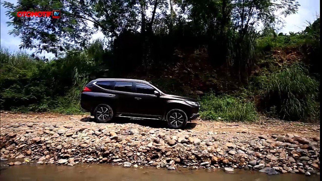 Mitsubishi All New Pajero 2016 - Review