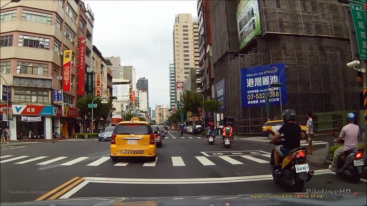 Lucky People Compilation, Lucky Car Accident