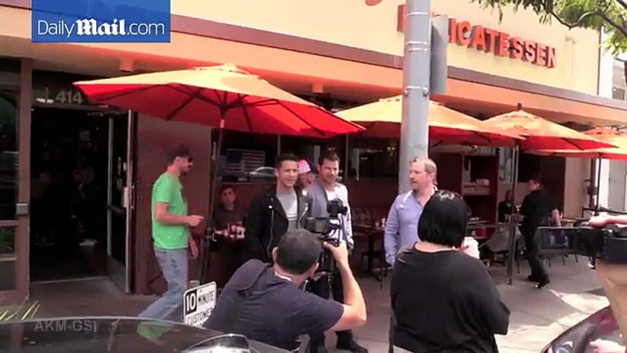 Nick Lachey reunites with 98 degree bandmates after lunch _ Daily Mail Online