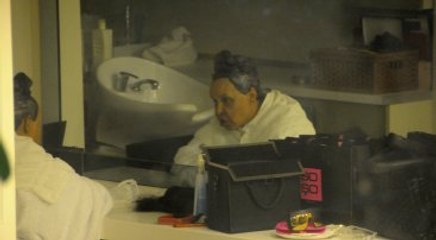 Bülent Ersoy Gece Yarısı Kuaför Kapattı, 8 Saat Bakım Yaptırdı