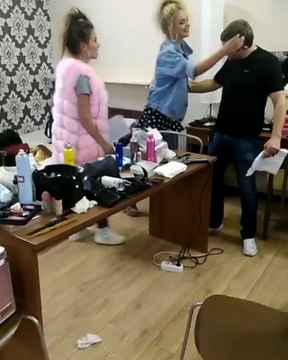 yabbarov_ За 20 минут до выхода на сцену.