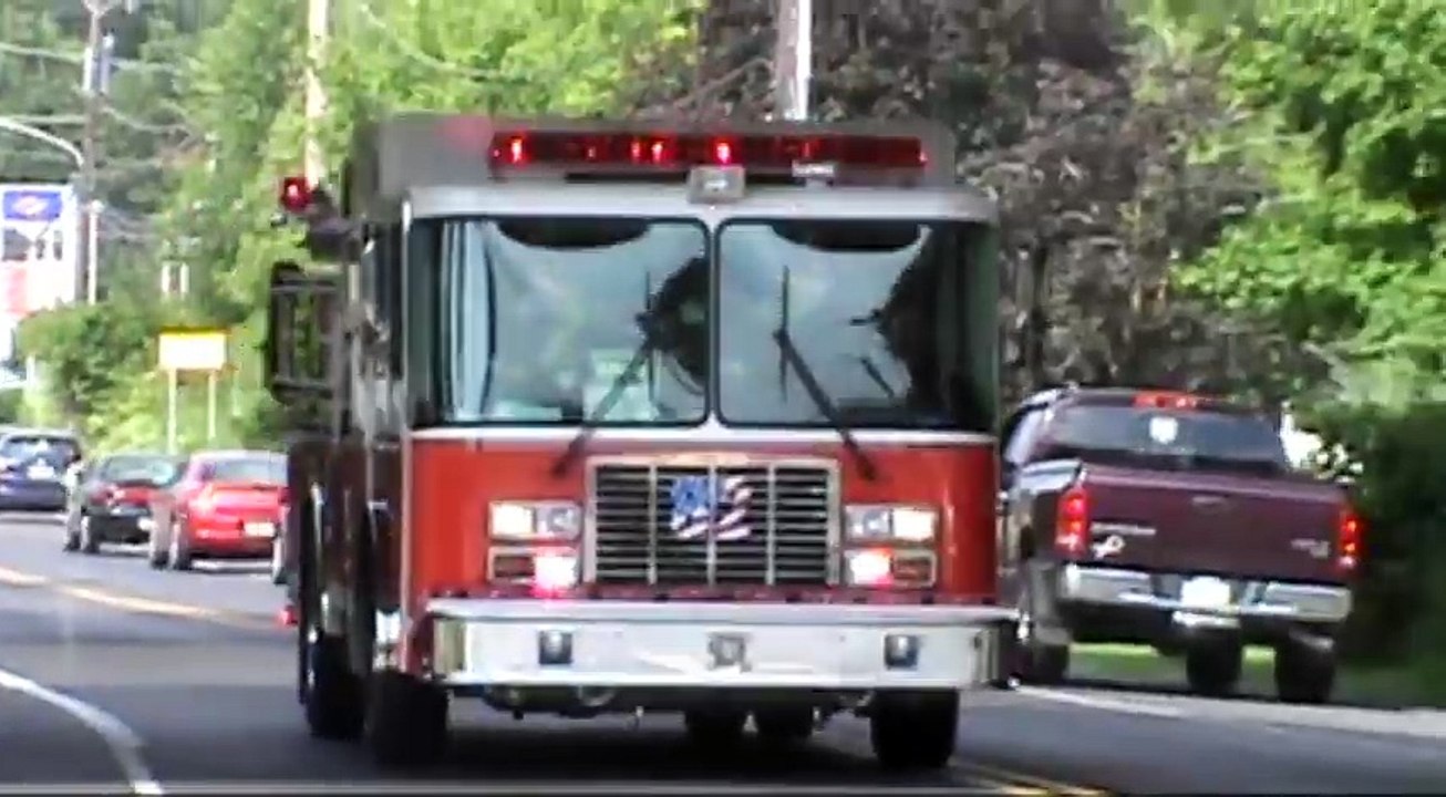 Fire Trucks Responding --BEST OF 2012-- - video Dailymotion
