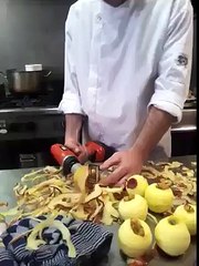 Ecco un metodo fantastico per sbucciare le patate in 3 secondi!