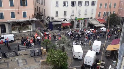 Rassemblement contre la Loi travail sur le cours Napoléon à Ajaccio