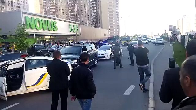 Полное видео резонансного задержания в Киеве. Стало известно кем является водителем Infiniti