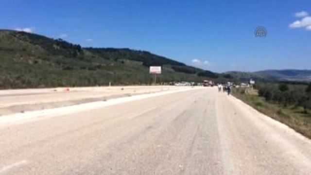 Soma'da Askeri Aracın Geçişi Sırasında Patlama