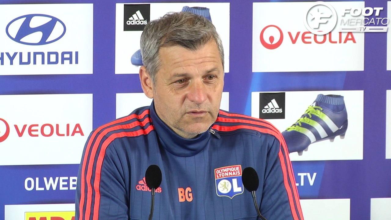 OL : Genesio juge la rumeur Lacazette-Barça