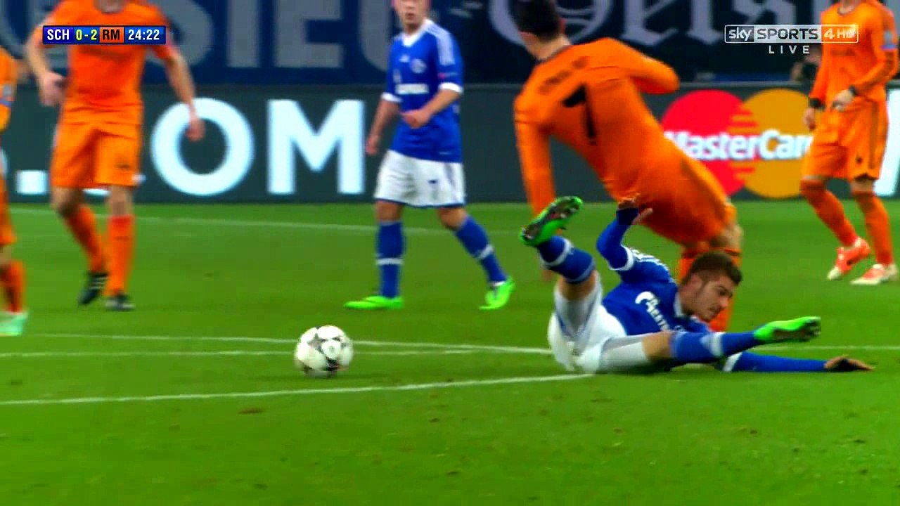 Cristiano Ronaldo Vs FC Schalke 04 Away 13-14