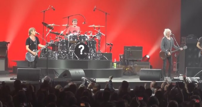 Jean-Louis Aubert et Louis Bertignac - les Insus (ex Téléphone) - enflamment le Zénith d’Amiens (vidéo)