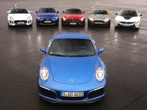 La Porsche 911 Carrera face à ses rivales