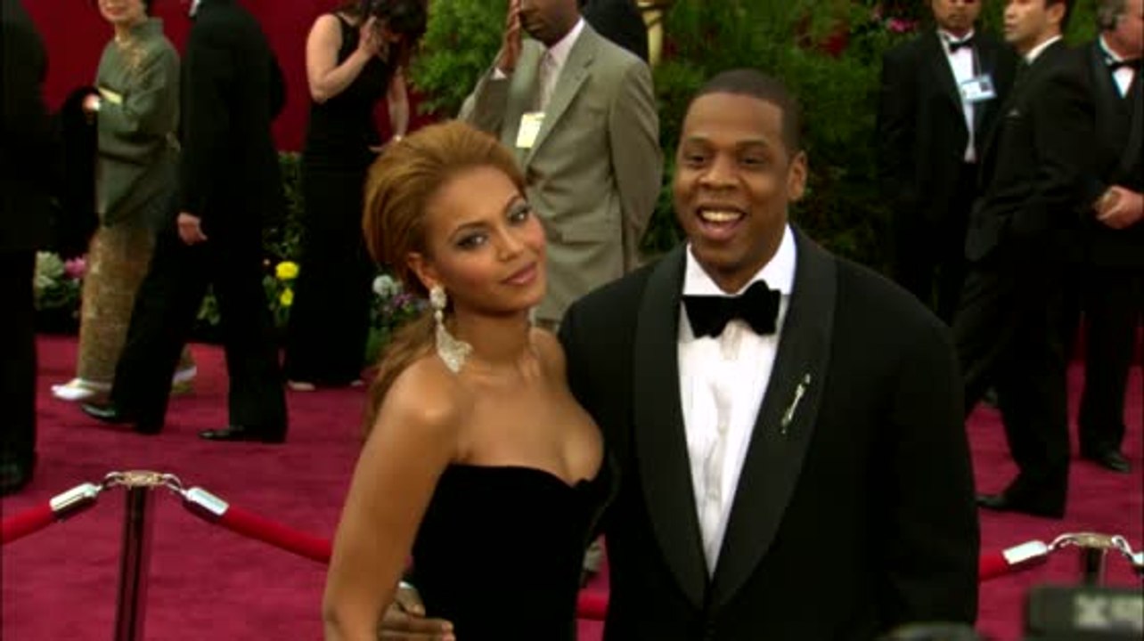 Beyonce Dedicates Song to 'Beautiful Husband' Jay Z