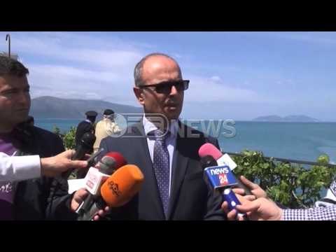 Vlorë - Kriza e refugjatëve, simulohet një operacion kërkim-shpëtimi- Ora News- Lajmi i fundit-