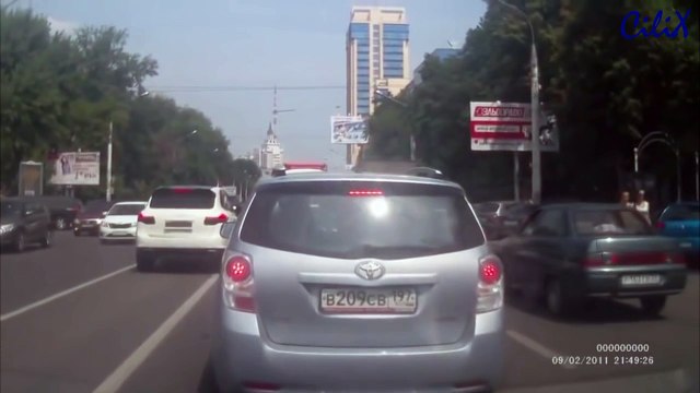 Toyota наказывает Porsche