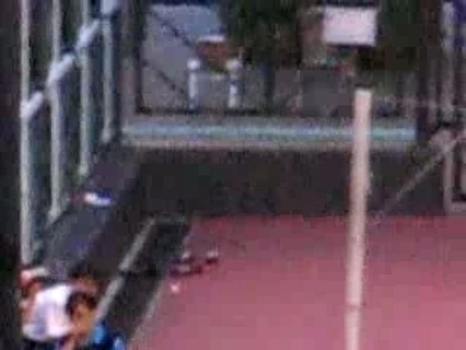 打排球 1