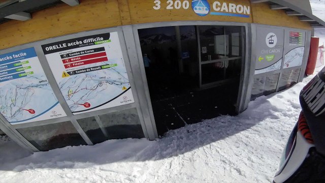 Kevin Guri s’offre un mix ski et moto à Val Thorens