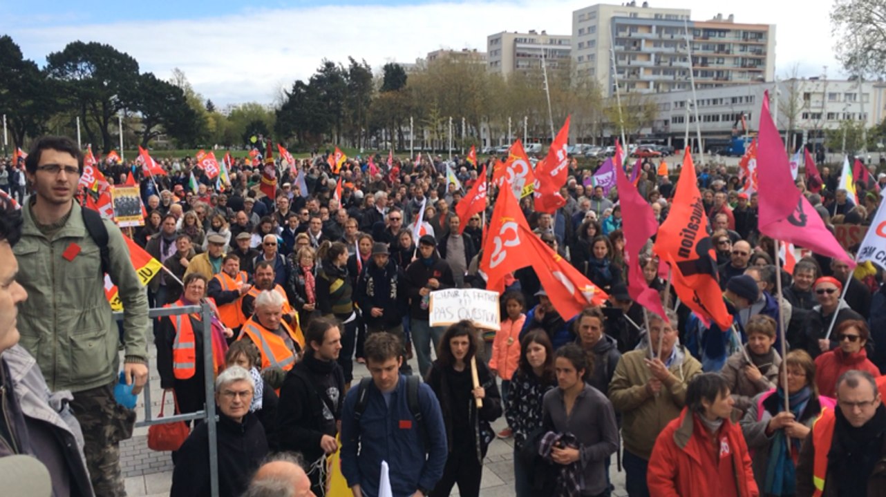2 000 manifestants contre la loi travail