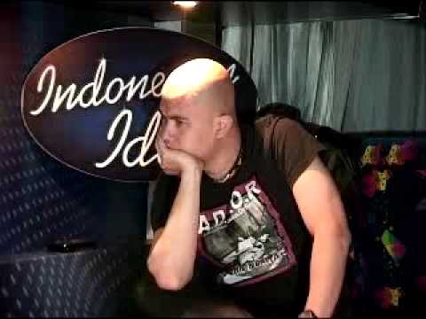 Episode 1 - Indonesian Idol 2012 - SCHOOL AUDITION & ONLINE AUDITION