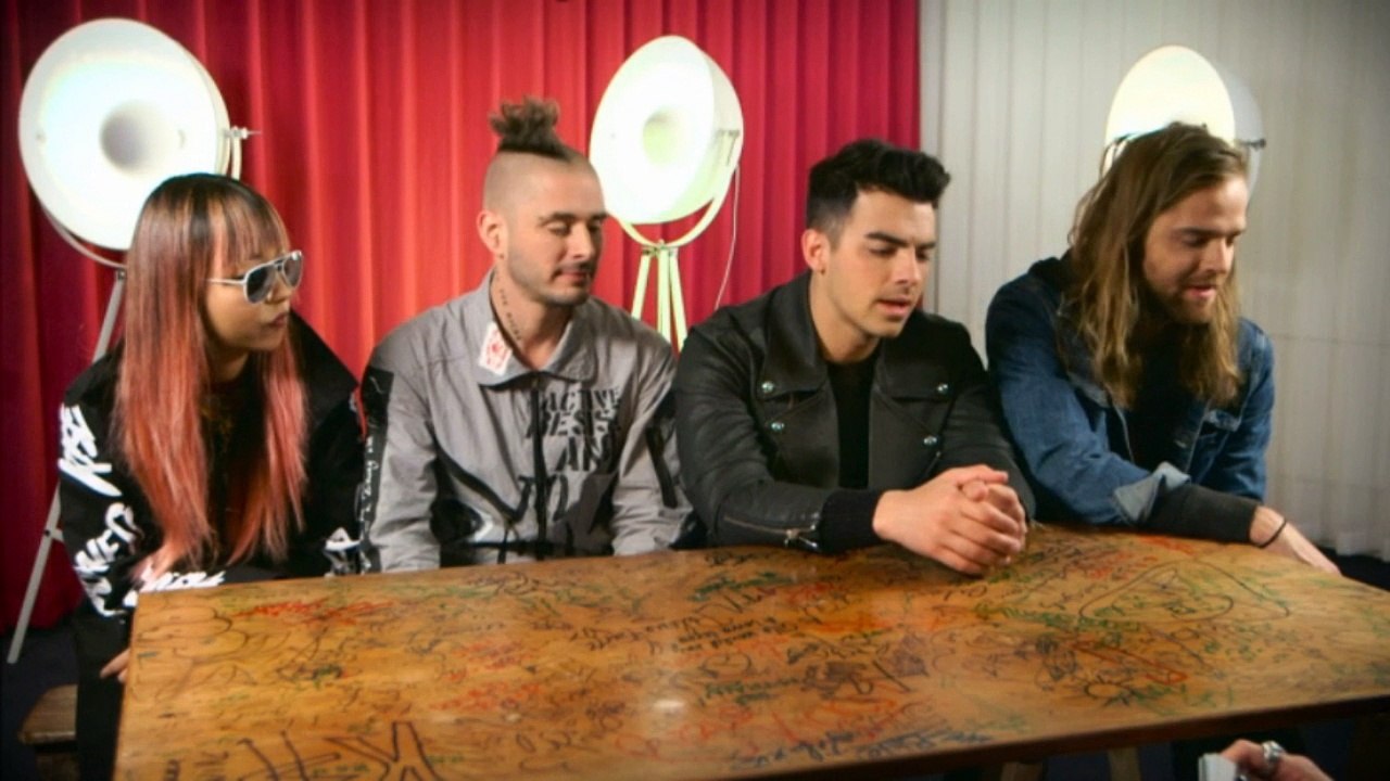DNCE interview - "The Hot Desk" - april 28, 2016