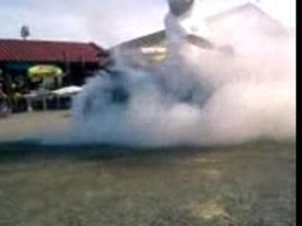 Burn avec le dragster @ Sarre Union