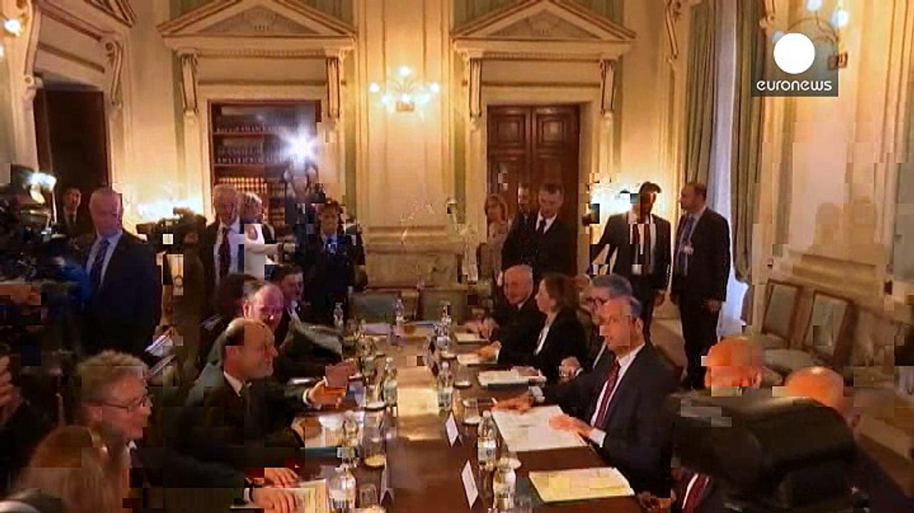 Brenner-Streit: Italien will Flüchtlingszahlen nach Österreich kontrollieren und 'Hotspots'forcieren