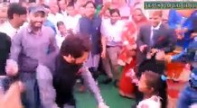A spontaneous Himachali dance by Anurag Thakur