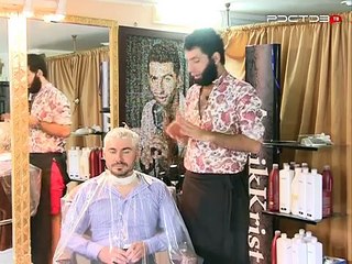 Араик делает мужские стрижки