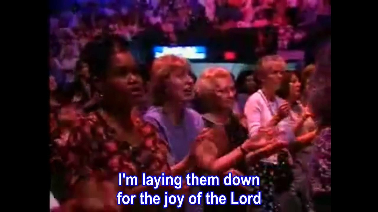 Women of Faith - I'm Trading My Sorrows (Re-posted with lyrics by Frankie Toh)