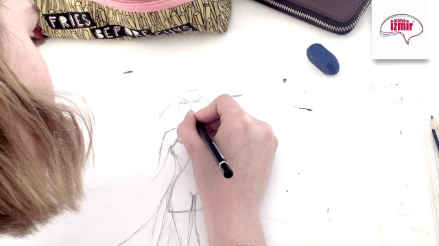 Moda Tasarım - Karakalem Eskiz Çalışması